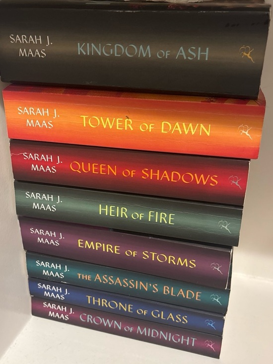 Bloomsbury Market Other - Sarah Maas Book Set - Multicolor